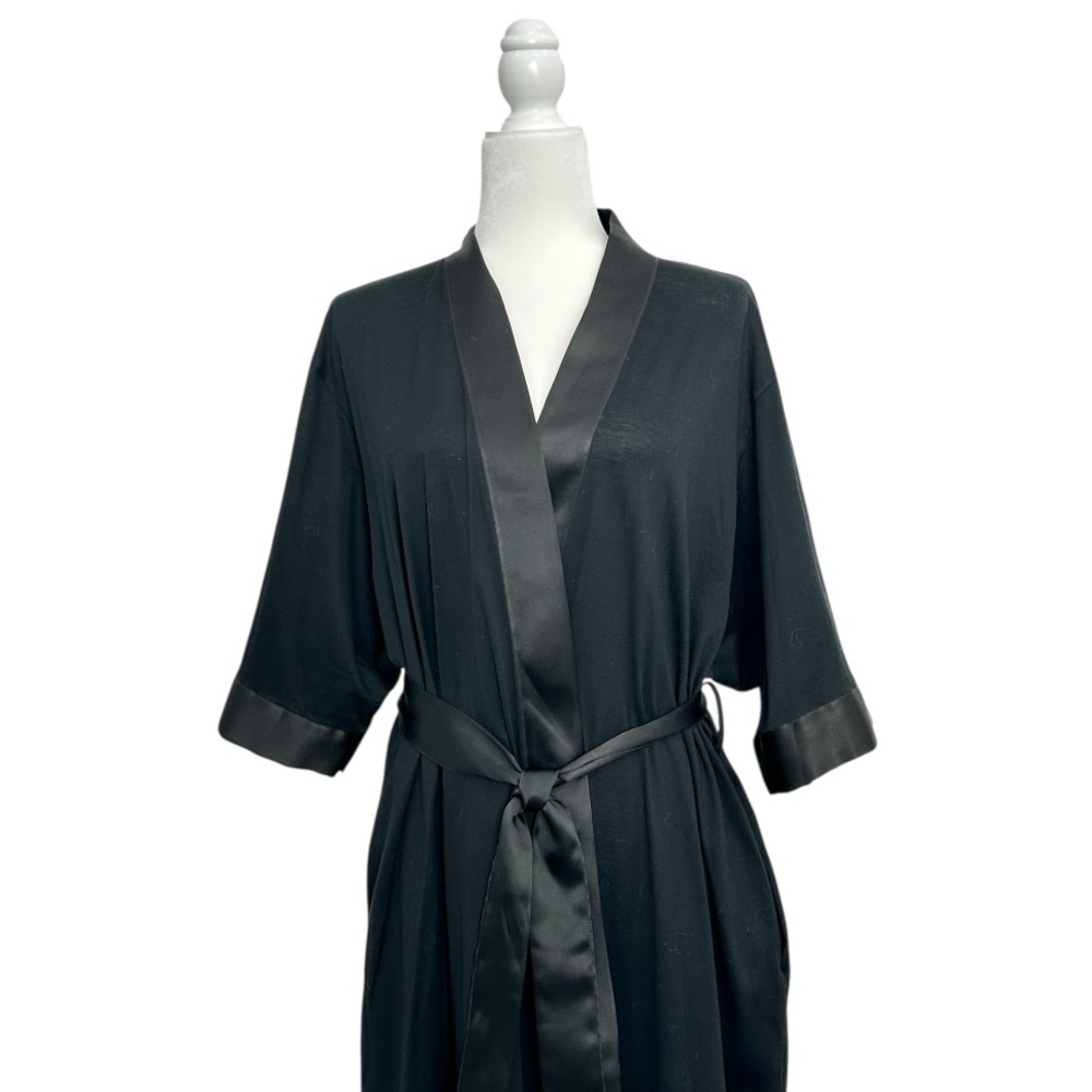 Hanro Long Women’s Robe Black - Picture 5 of 10